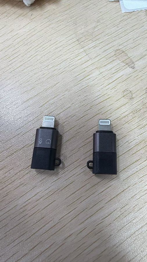 Переходник Type-C — Lightning, пластик и металл